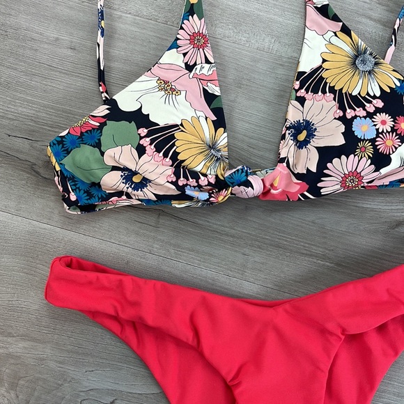 ☀️O’NIELL☀️VOLCOM☀️TWIGGY PISMO TOP SIMPLY SEAMLESS V BOTTOM BIKINI SET - Picture 8 of 15